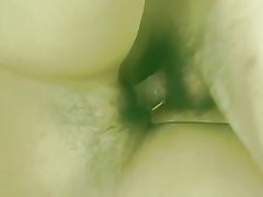 Szexi ázsiai szoknya lesz vele szoros szőrös punci ujjas Stud, akkor baszik